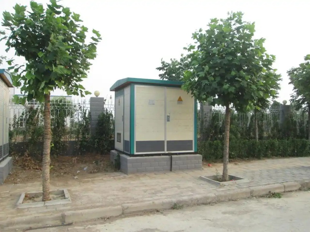 伊宁市1000KVA欧式箱式变压器